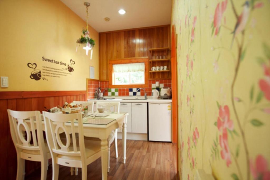 Gyeongju Jy Pension Стая снимка