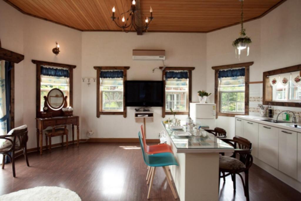 Gyeongju Jy Pension Стая снимка